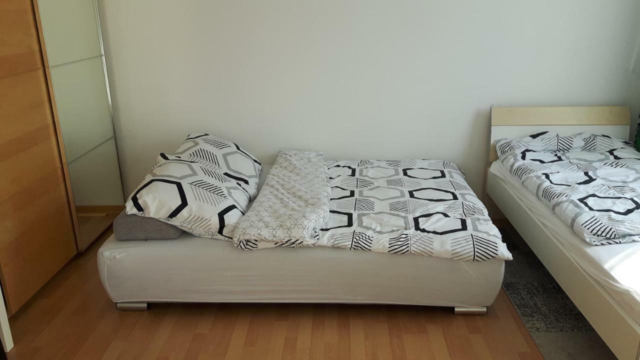 Schoene Ferienwohnung. Naehe Playmobil Und Messe Nbg Fürth Esterno foto
