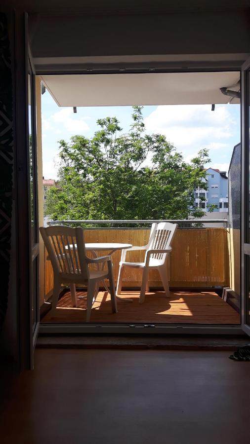Schoene Ferienwohnung. Naehe Playmobil Und Messe Nbg Fürth Esterno foto