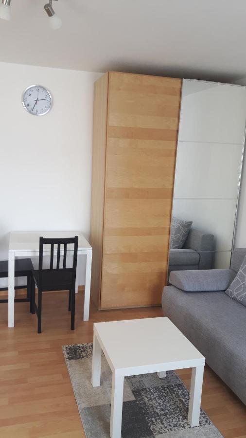 Schoene Ferienwohnung. Naehe Playmobil Und Messe Nbg Fürth Esterno foto